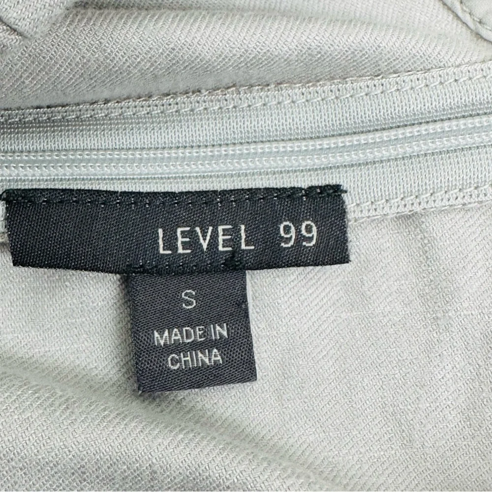 Level 99 Women's size Small Frost Gray Linen Blend Dress